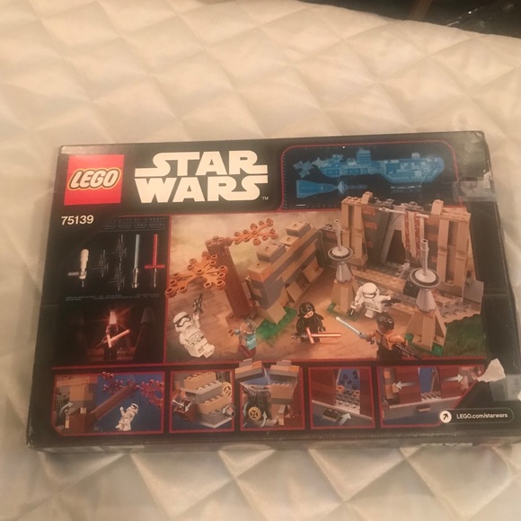 Star Wars Lego kit 75139: Battle on Takodana - Picture 7 of 7